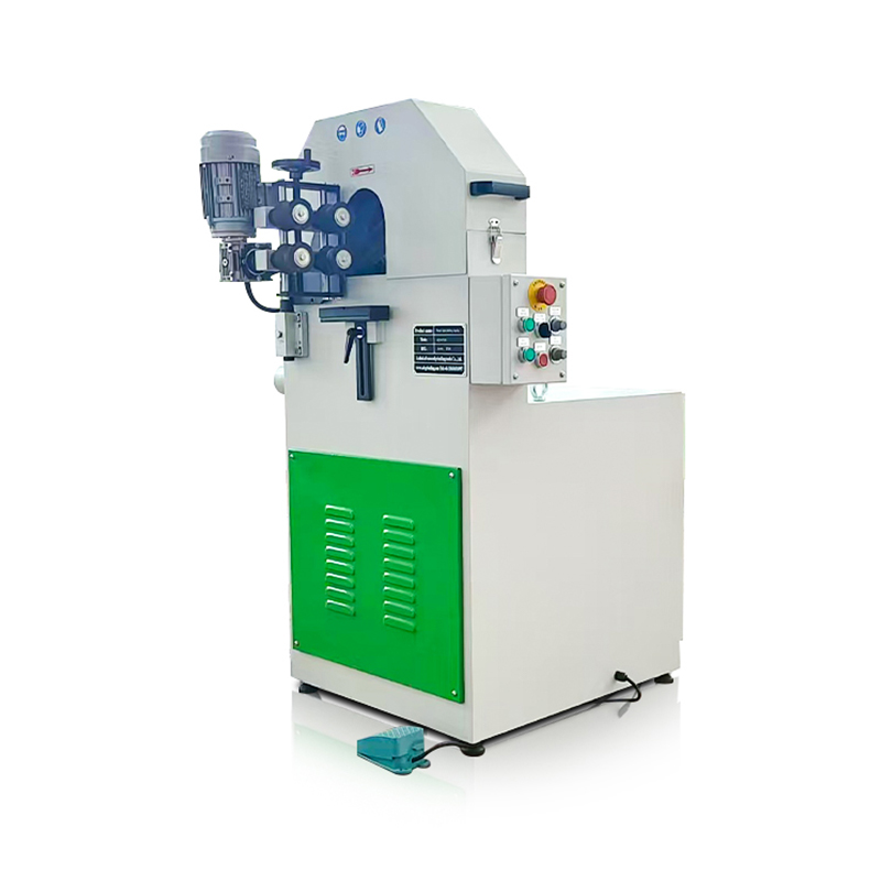 Pipe polishing machine