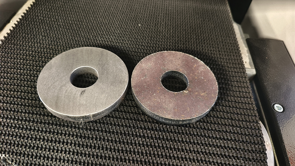 Workpiece before and after deburring